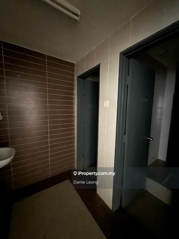 Shop for Rent in Bandar Putra Permai, Seri Kembangan by Dante Leong - iProperty.com.my