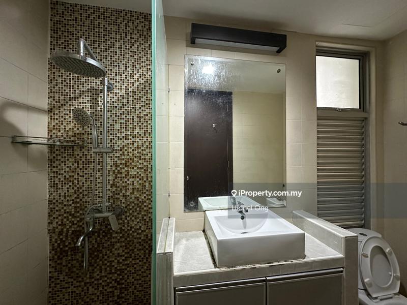 For Sale - Riana Green East