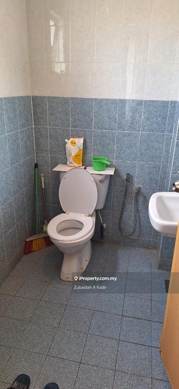 Rumah Bandar untuk Dijual di Kampung Sungai Penchala, Sungai Penchala oleh Zubaidah A Kadir - iProperty.com.my