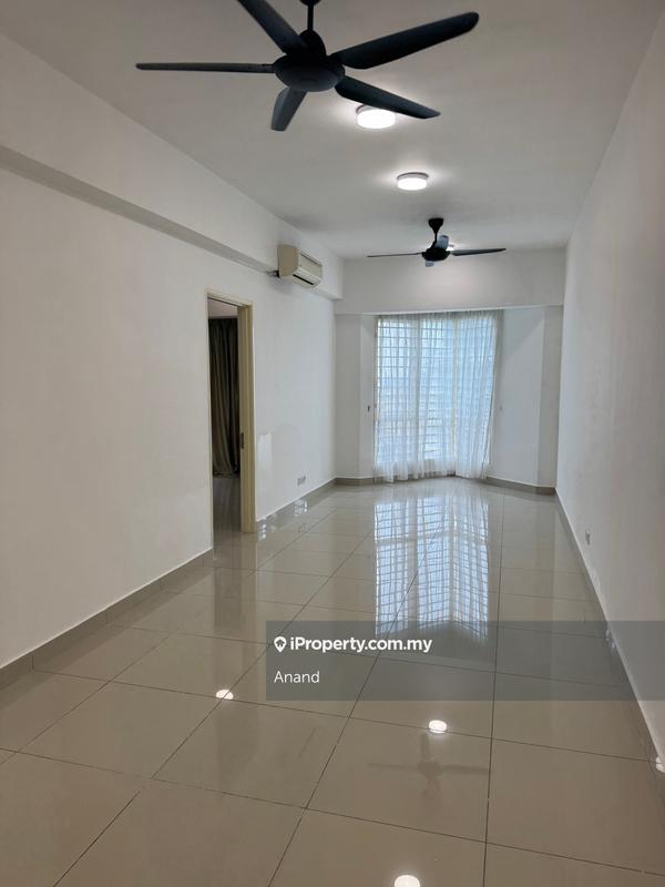 For Sale - Tiara Mutiara / The Crown