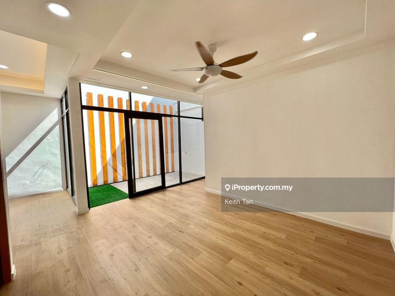 1-storey Terraced House for Sale in Taman Ayer Keroh Heights, Ayer Keroh by Keith Tan - iProperty.com.my