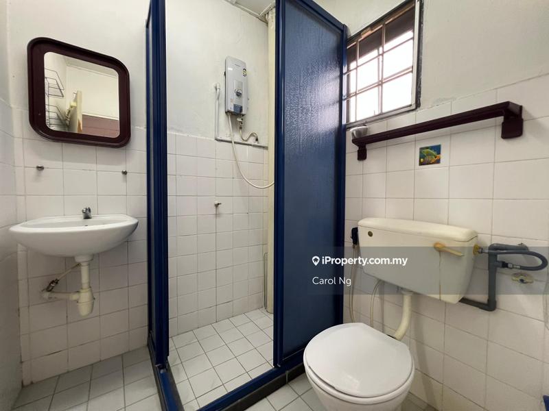 Rumah Teres 2-Tingkat untuk Dijual di Bandar Country Homes, Rawang oleh Carol Ng - iProperty.com.my