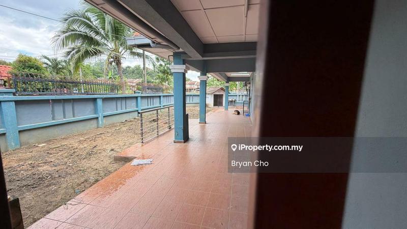 Rumah Berangkai 2 Tingkat untuk Dijual di Taman Prima Saujana, Kajang oleh Bryan Cho - Exterior - iProperty.com.my