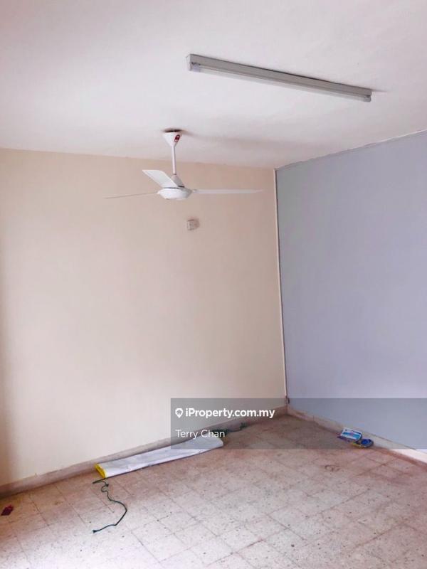 Rumah Teres 2-Tingkat untuk Dijual di Taman Bukit Anggerik, Cheras oleh Terry Chan - iProperty.com.my