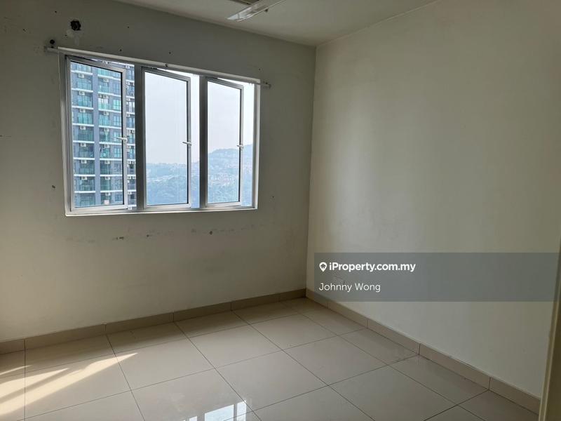 Service Residence for Sale in Maxim Residences by Johnny Wong - iProperty.com.my