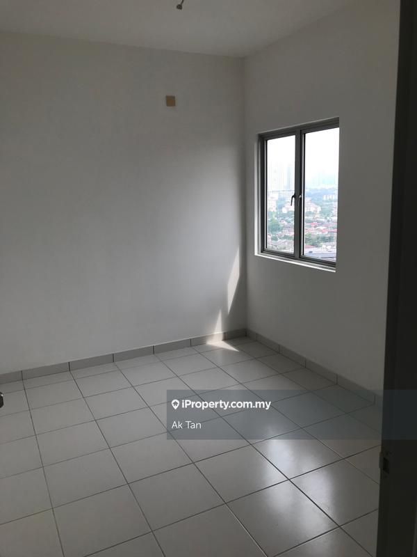 Service Residence for Sale in Axis Crown by Daren Tan - iProperty.com.my