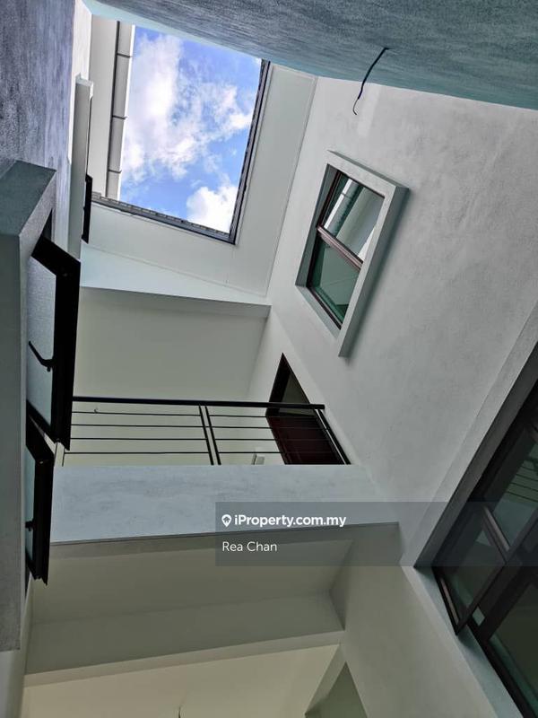 Rumah Berkembar untuk Dijual di Taman Seri Tanjong Gelam, Tanjong Kling oleh Rea Chan - iProperty.com.my