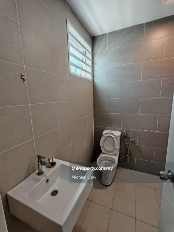 Rumah Berangkai 2 Tingkat untuk Dijual di Hijayu 3, Bandar Sri Sendayan oleh Michael Liew - iProperty.com.my