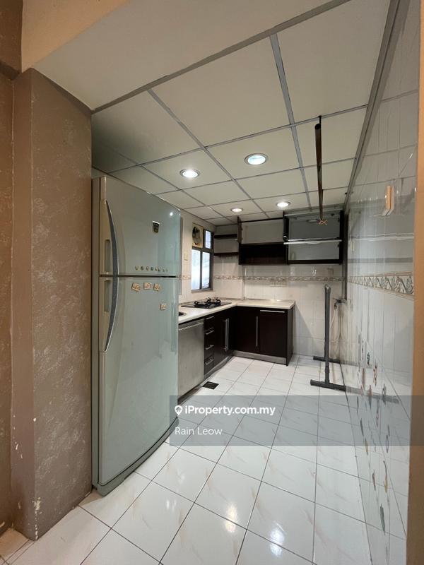 For Sale - Pangsapuri Vista Serdang