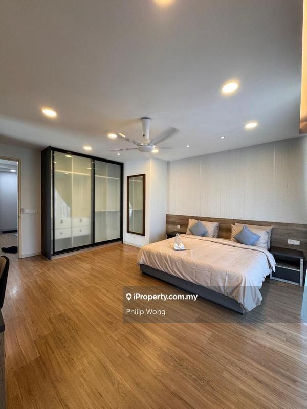 Townhouse for Sale in Taman Jinma, Seri Kembangan by Philip Wong - iProperty.com.my