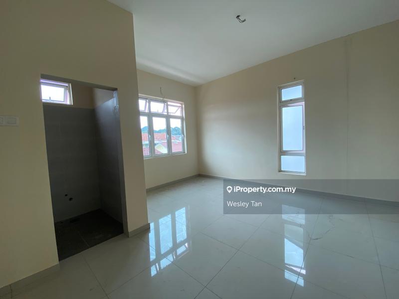 Rumah Berkembar untuk Dijual di Semabok Freehold 2.5 Storey Semi-D Brand New, Semabok oleh Wesley Tan - iProperty.com.my