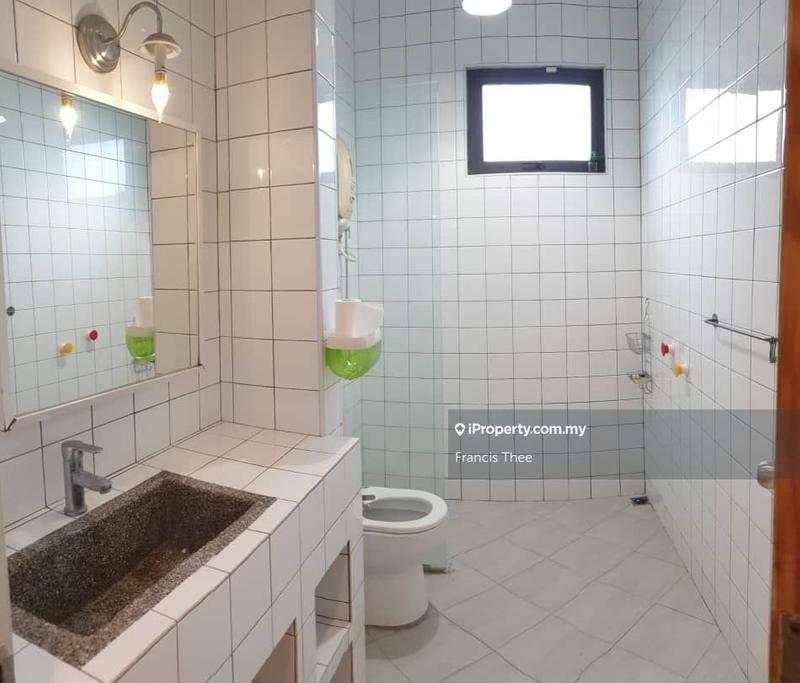 Rumah Berangkai 3 Tingkat untuk Dijual di Kajang, Selangor oleh Francis Thee - iProperty.com.my