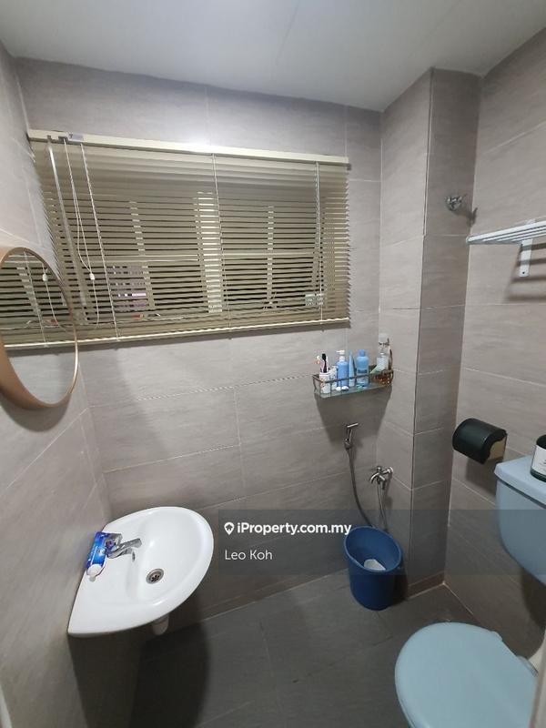 Rumah Berangkai 2 Tingkat untuk Dijual di Taman Serdang Raya, Seri Kembangan oleh Leo Koh - iProperty.com.my