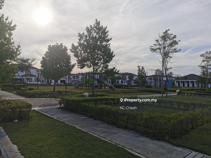 Rumah Berangkai 2 Tingkat untuk Disewa di CORNER @ Garden, Avenham Eco Grandeur, Puncak Alam oleh KC Cheah - iProperty.com.my