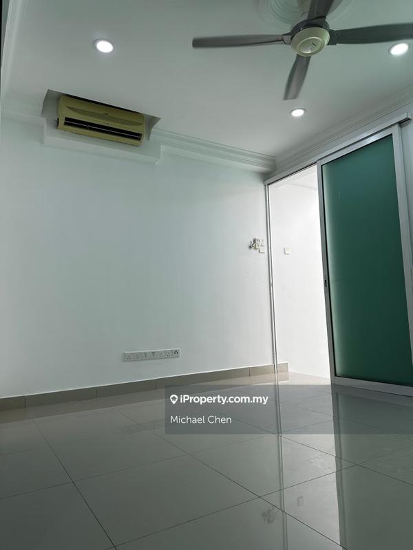 For Sale - The Scott Garden SOHO