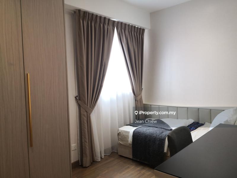 Condominium for Sale in Residensi R8 by Jean Chiew - iProperty.com.my