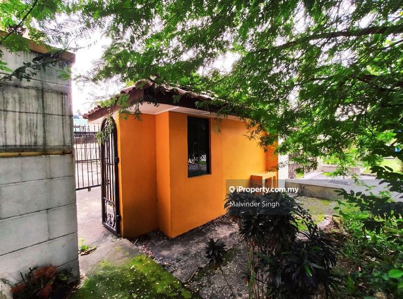 Banglo untuk Dijual di Ampang Hilir, Ampang oleh Mel Walia - iProperty.com.my
