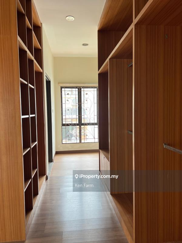 Rumah Berangkai 3 Tingkat untuk Dijual di The Peak cheras, Taman bukit prima, Cheras oleh Ken Farm - iProperty.com.my