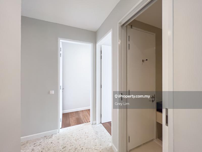 For Sale - Pavilion Ceylon Hill