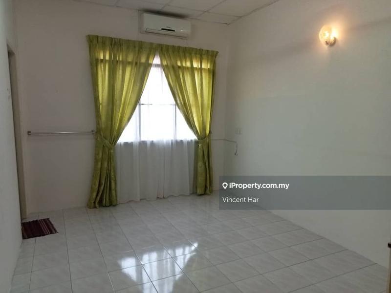 2-storey Terraced House for Sale in Desa Manjung Raya, Lumut by Vincent Har - iProperty.com.my