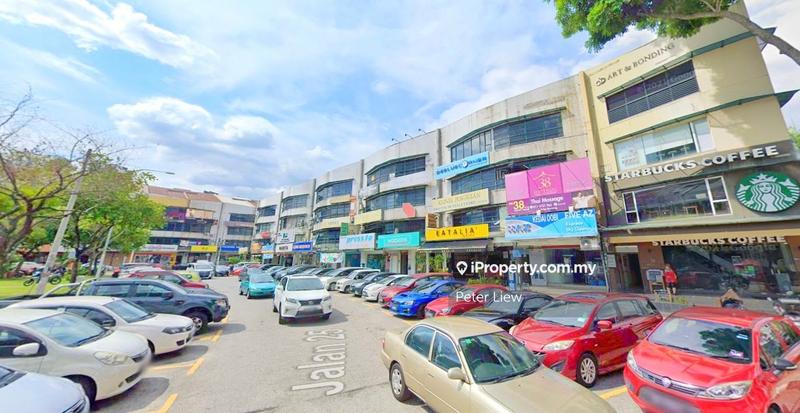 For Sale - RARE UNIT DESA SRI HARTAMAS, PRIME AREA, FREEHOLD, FULLY TENANTED, GOOD POTENTIAL ROI