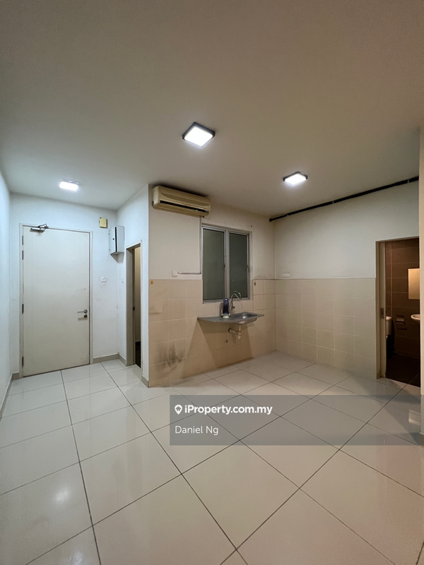 Service Residence for Rent in Maxim Residences by Daniel Ng - iProperty.com.my