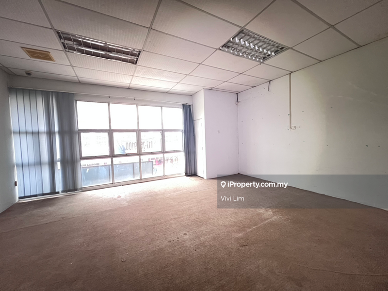 Kedai-Pejabat untuk Disewa di 7mie4, Kluang oleh Vivi Lim - iProperty.com.my