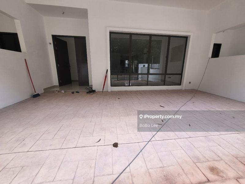 Rumah Berangkai 2 Tingkat untuk Dijual di Taman Overseas Union (Taman Oug), Jalan Klang Lama (Old Klang Road) oleh BoBo Lee - iProperty.com.my