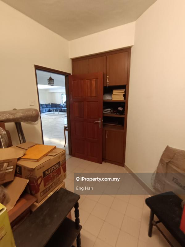 Bungalow House for Sale in Taman Overseas Union (Taman Oug), Jalan Klang Lama (Old Klang Road) by Eng Han - iProperty.com.my