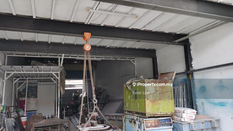 Kilang Teres untuk Dijual di Bandar Pinggiran Subang, Shah Alam oleh Evon Loh - iProperty.com.my