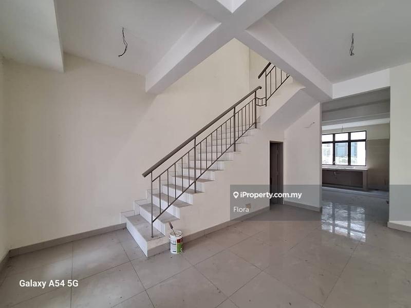 2-storey Terraced House for Sale in Puchong Lakeside, Puchong by Flora - iProperty.com.my