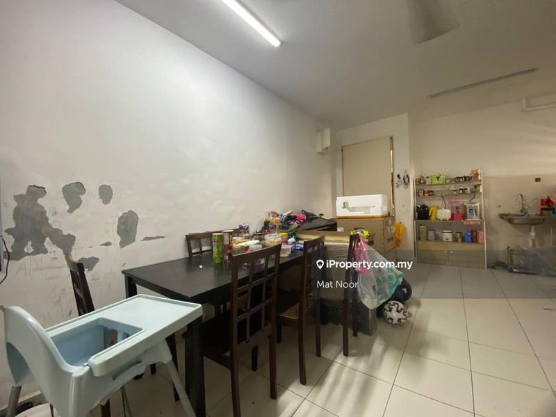 Pangsapuri untuk Dijual di Pangsapuri Seri Mutiara oleh Mat Noor - iProperty.com.my