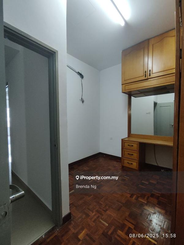 Rumah Berangkai 2.5 Tingkat untuk Disewa di SS18, Subang Jaya oleh Brenda Ng - iProperty.com.my