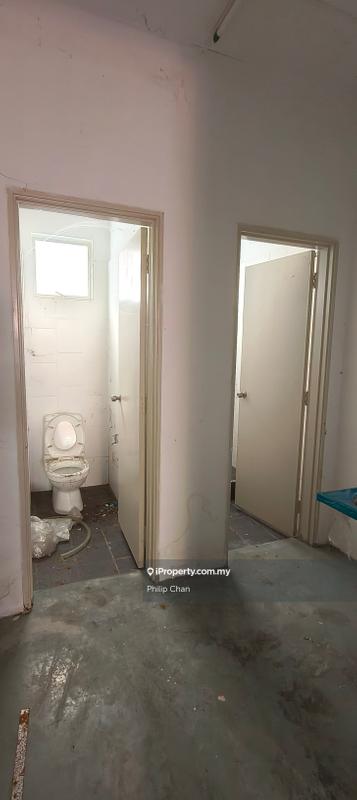 Kedai untuk Disewa di Taman Saujana Puchong, Seri Kembangan oleh Philip Chan - iProperty.com.my