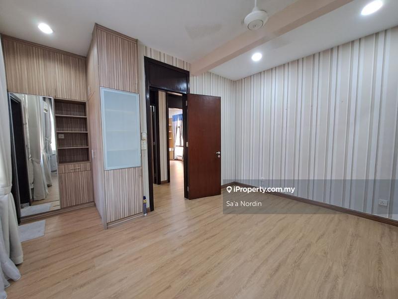 Rumah Berangkai 2 Tingkat untuk Dijual di Bukit Jelutong, Shah Alam oleh Sa'a Nordin - iProperty.com.my