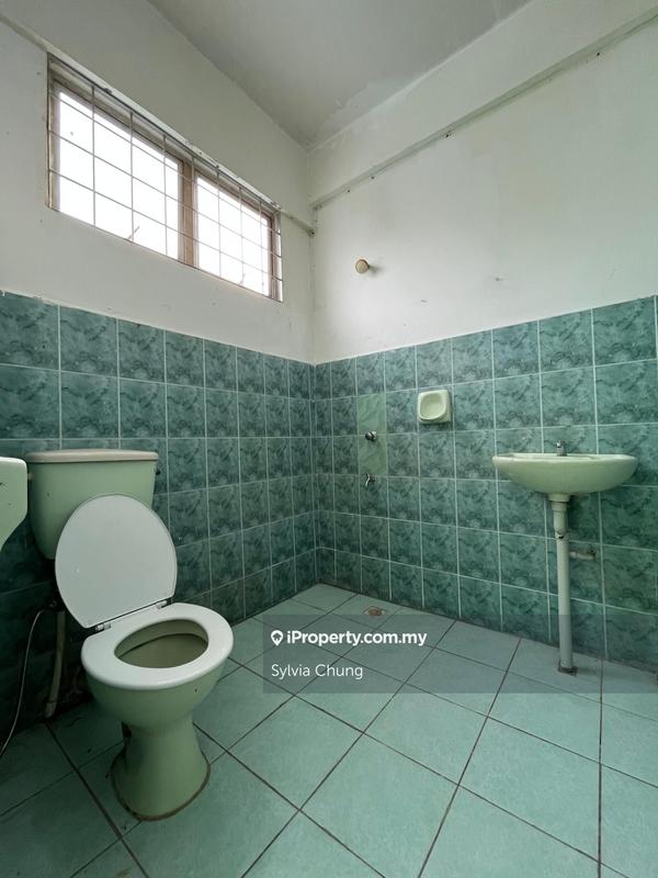 2.5-storey Terraced House for Sale in Taman Grand Millennium, Kota Kinabalu by Sylvia Chung - iProperty.com.my