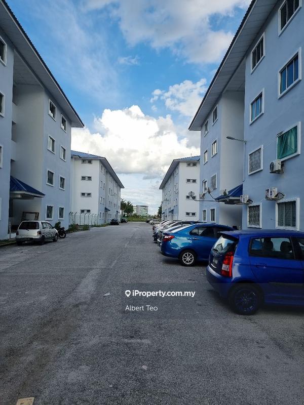 For Sale - Taman Universiti Parit Raja