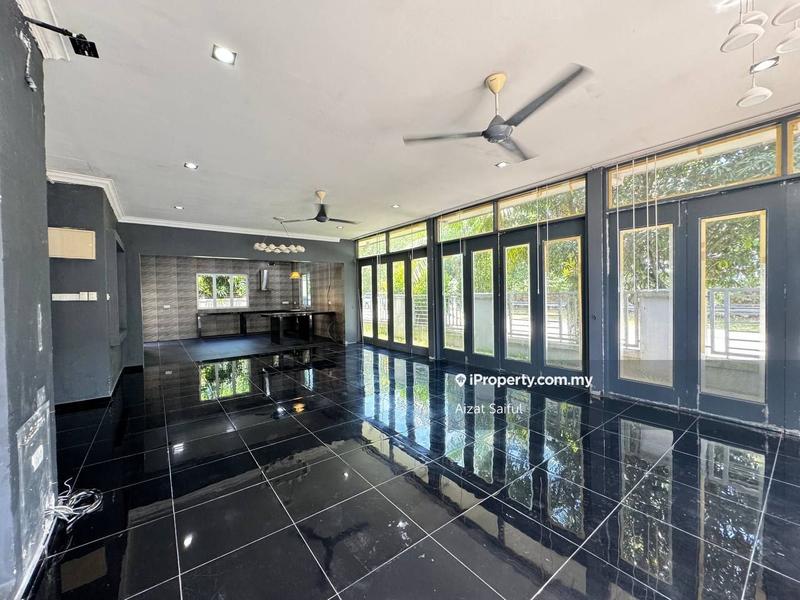 Rumah Teres untuk Dijual di Bukit Jelutong, Shah Alam oleh Aizat Saiful - iProperty.com.my