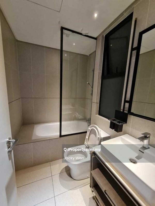 Kediaman Servis untuk Disewa di Millerz Square Serviced Residence oleh Jacky Wan - Bathroom - iProperty.com.my