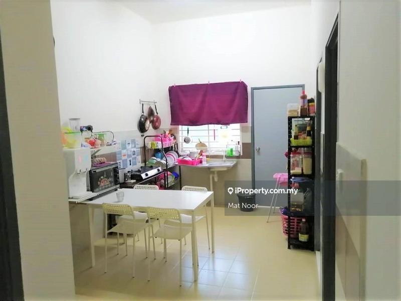 Rumah Berangkai 1 Tingkat untuk Dijual di Seksyen 30, Shah Alam oleh Mat Noor - iProperty.com.my