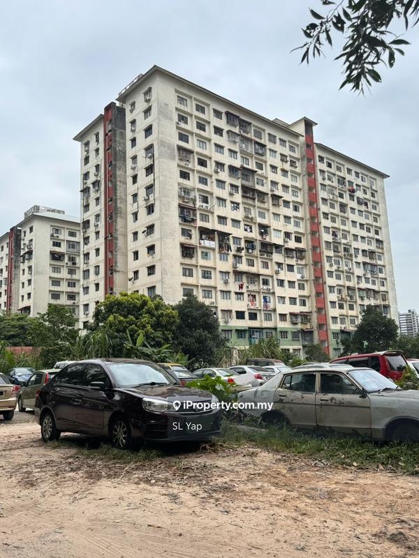 Flat for Sale in Desa Sri Puteri by SL Yap - iProperty.com.my