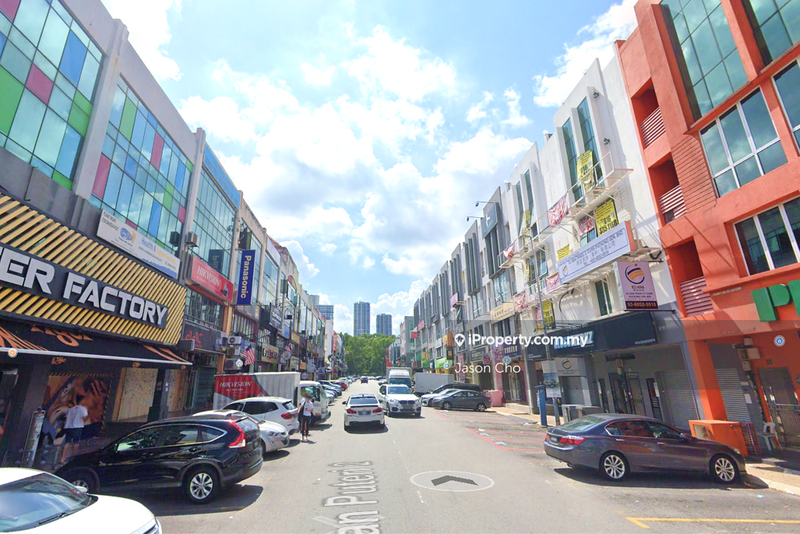 For Sale - ROI ABOVE 4.5% BANDAR PUTERI PUCHONG SHOP