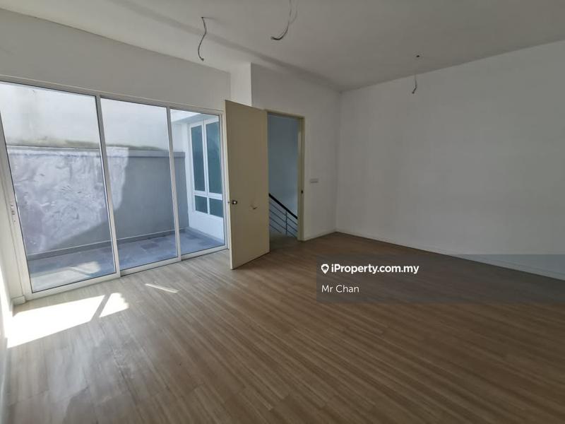 Rumah Berangkai 3 Tingkat untuk Dijual di Setia Ecohill, Semenyih oleh Mr Chan - iProperty.com.my