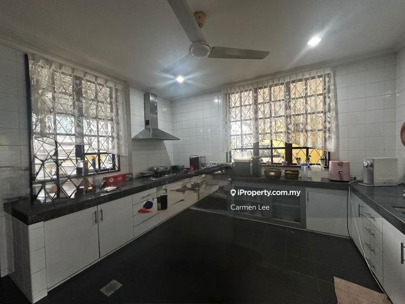 Bungalow House for Sale in SS12, Subang Jaya by Carmen Lee - iProperty.com.my