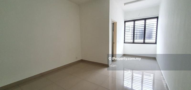 Rumah Berangkai 2 Tingkat untuk Disewa di Ayulestari jln setia perdana, Setia Alam oleh Intan - iProperty.com.my