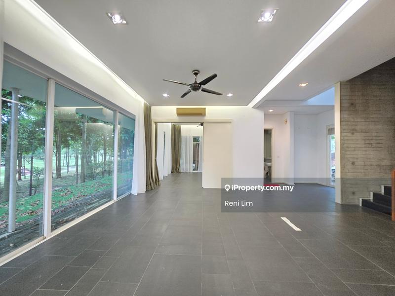 Rumah Berkembar untuk Dijual di Seri Pilmoor, Bayu Timur, Ara damansara, Ara Damansara oleh Reni Lim - Living Room - iProperty.com.my