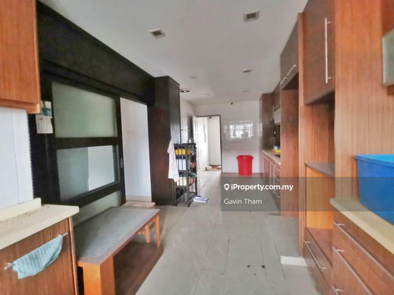 Bungalow House untuk Dijual di Taman Overseas Union (Taman Oug), Jalan Klang Lama (Old Klang Road) oleh Gavin Tham - iProperty.com.my