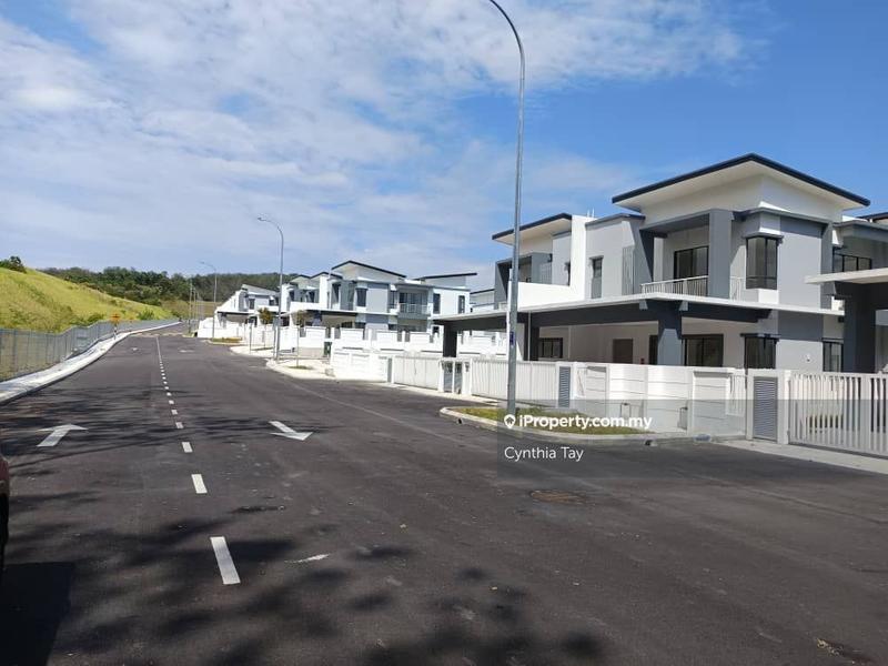 Semi-Detached House for Sale in Rasah Kemayan, Seremban by Cynthia Tay - iProperty.com.my