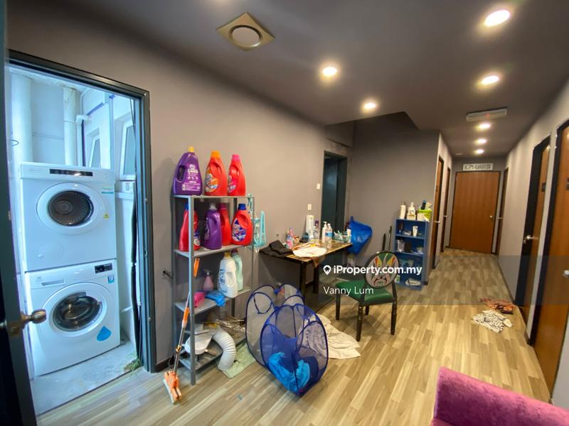 Kedai untuk Dijual di Bandar Putra Permai, Seri Kembangan oleh Vanny Lum - iProperty.com.my