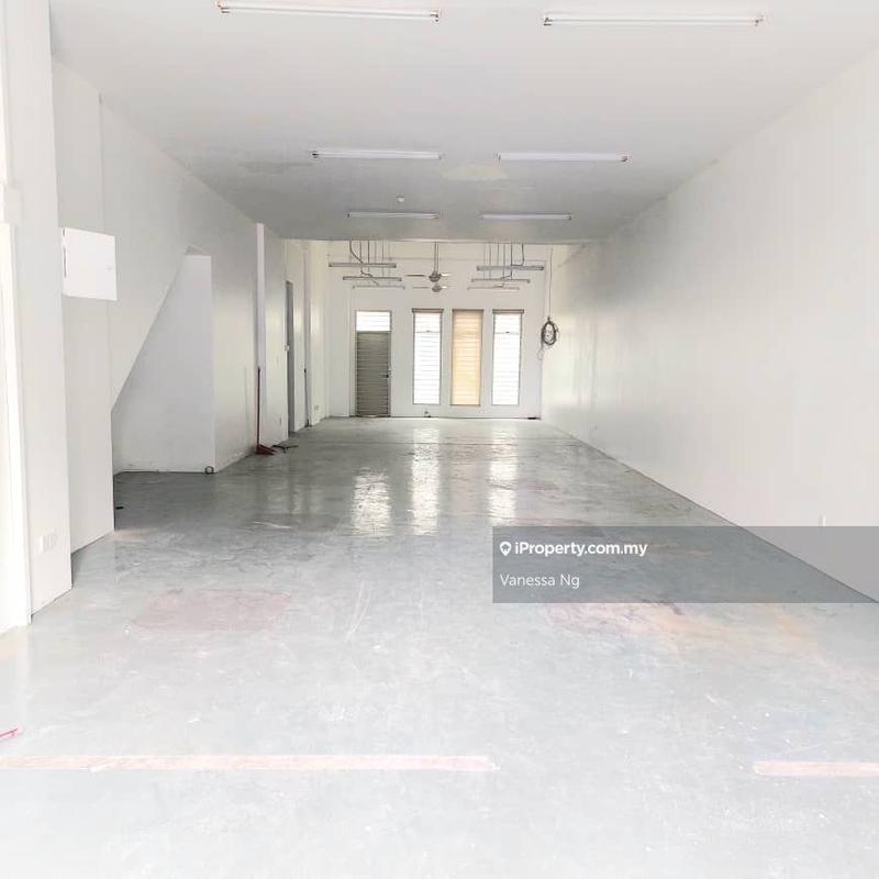 Shop for Sale in Kampung Sungai Kayu Ara, Petaling Jaya by Vanessa Ng - iProperty.com.my